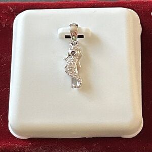Luxury Moissanite Diamond 925 Sterling Silver‎ Seahorse Pendant